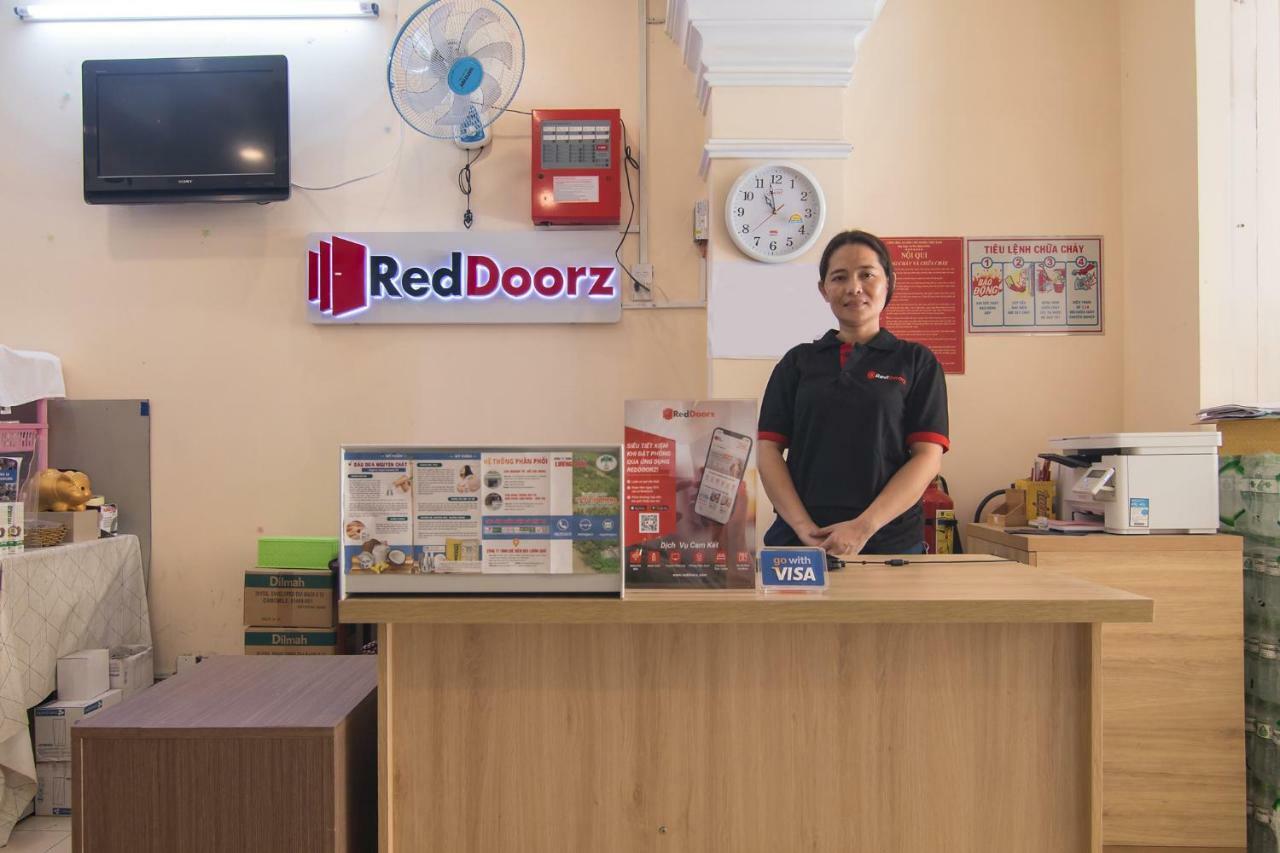 Reddoorz Near Khu Che Xuat Tan Thuan 2 Hotel Ho Chi Minh-stad Buitenkant foto